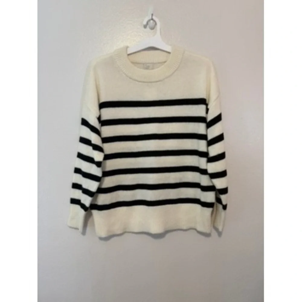 A New Day Womens Striped Crewneck Sweater Cream Black Medium